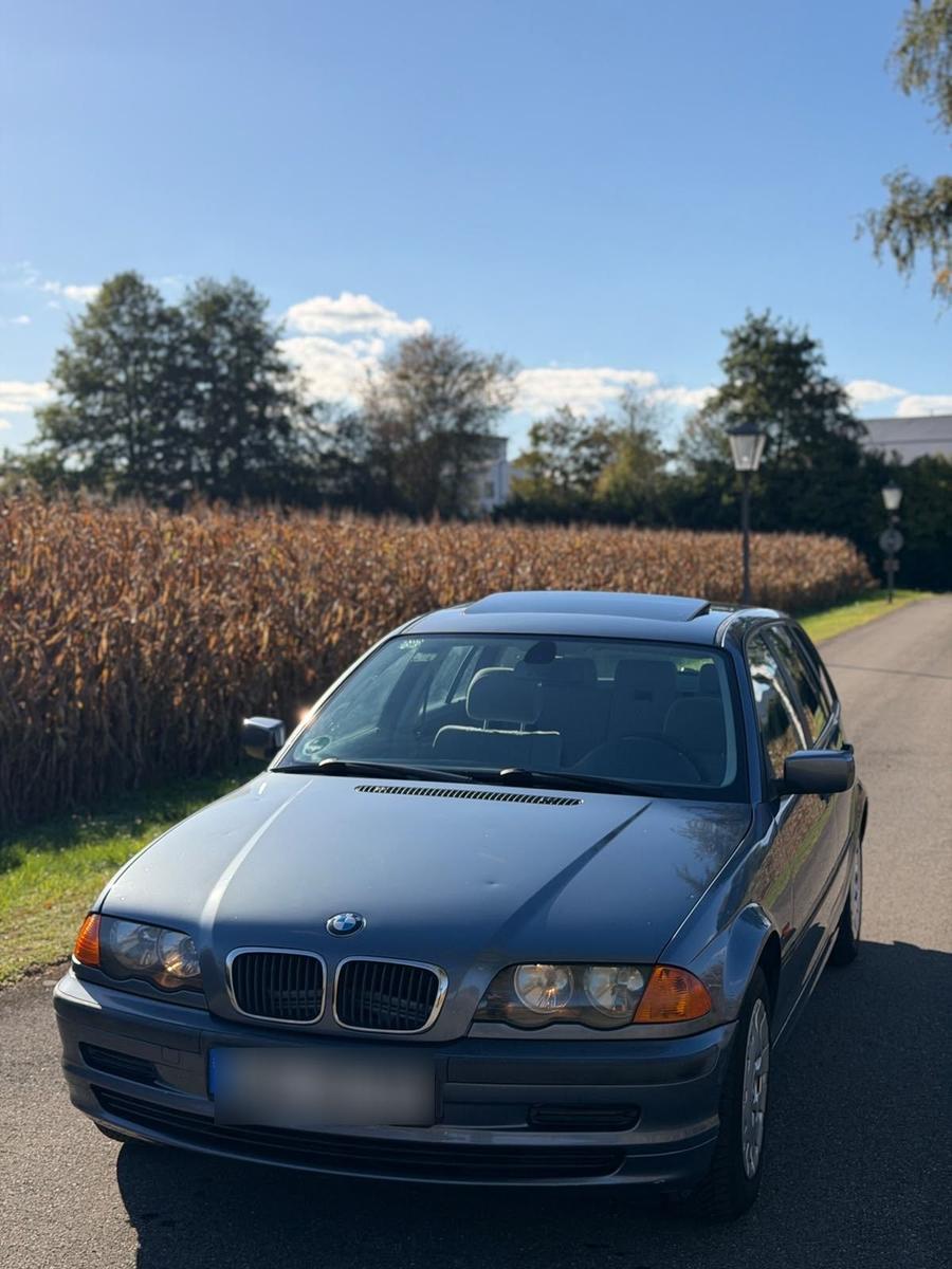BMW 318