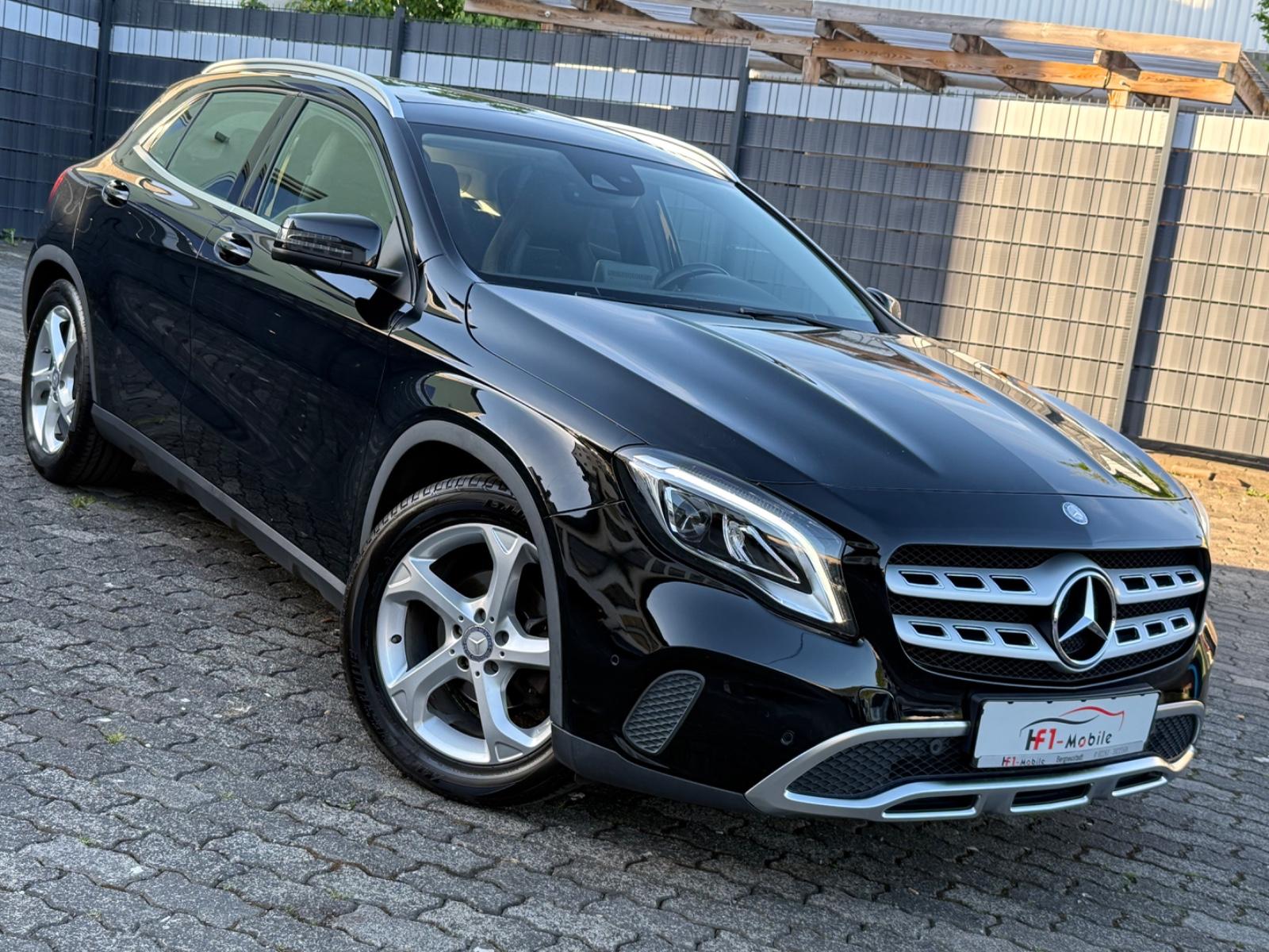 Mercedes-Benz GLA 200 CDI  Panorama NAVI