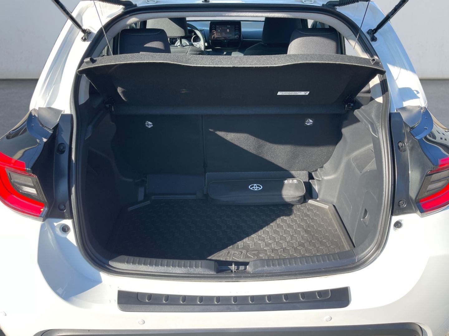 Toyota Yaris - Bild 12