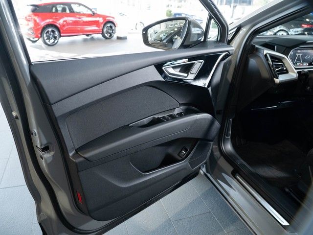 Q4 45 e-tron quattro LED+RFK+NAVI