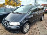 Volkswagen Sharan 1.Hand Scheckheft AHK Insp+TÜV+Garantie - gebrauchte VW Sharan aus dem Jahr 2008