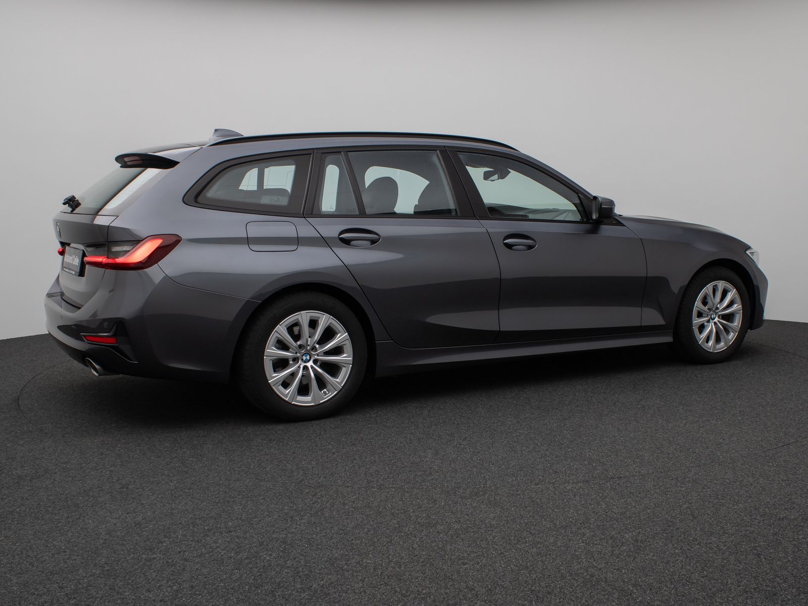 Fahrzeugabbildung BMW 320d DAB HiFi CockPitPro Lordos Alarm PDC Sport