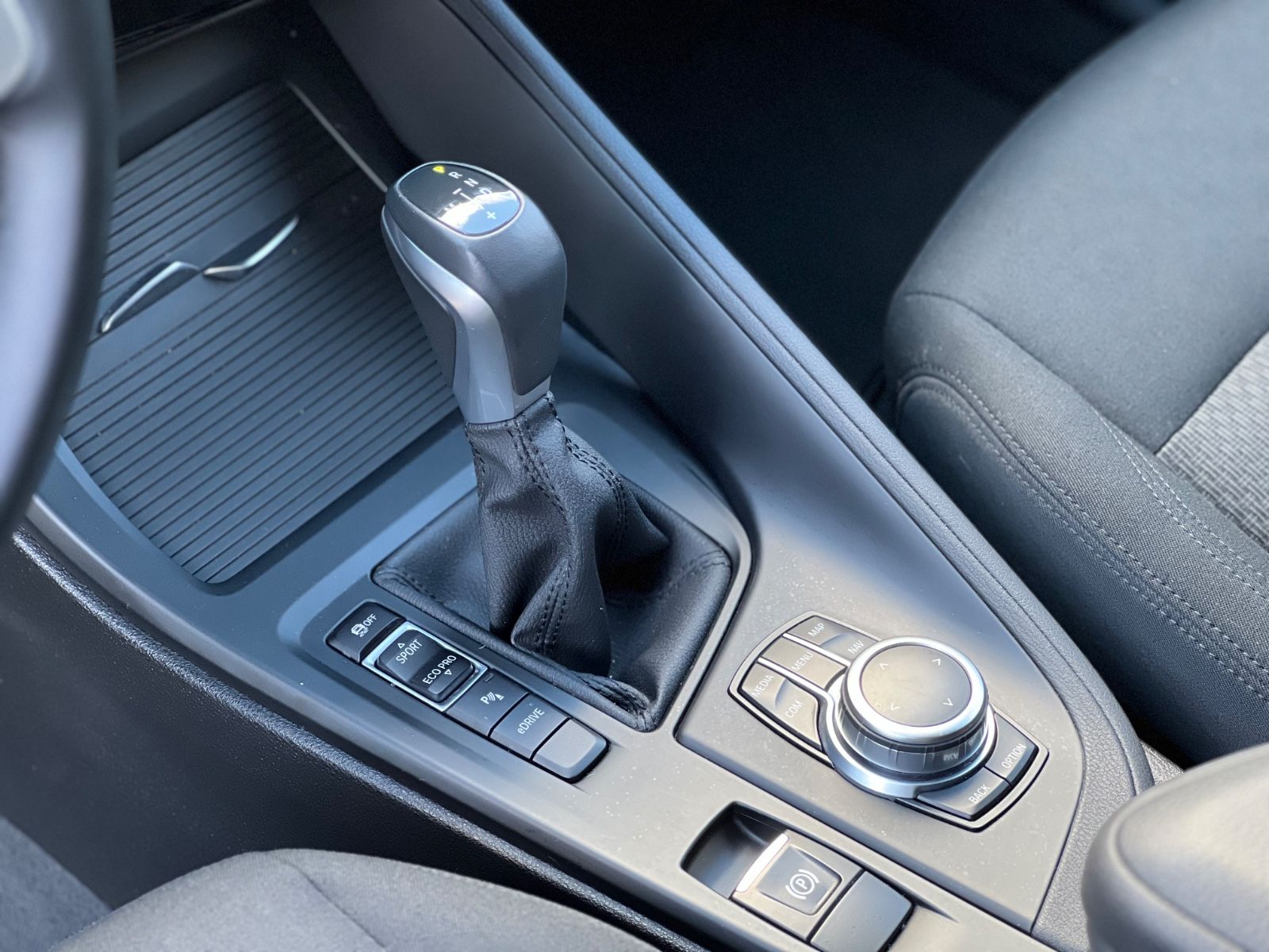 BMW X1 25e xDrive Advantage "KAMERA/LED/DAB/NAVI" foto 19