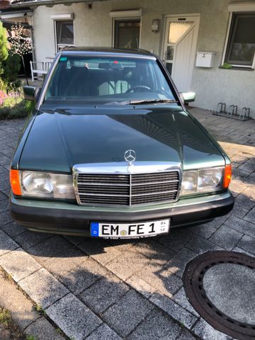 Mercedes-Benz 190 E 2.3