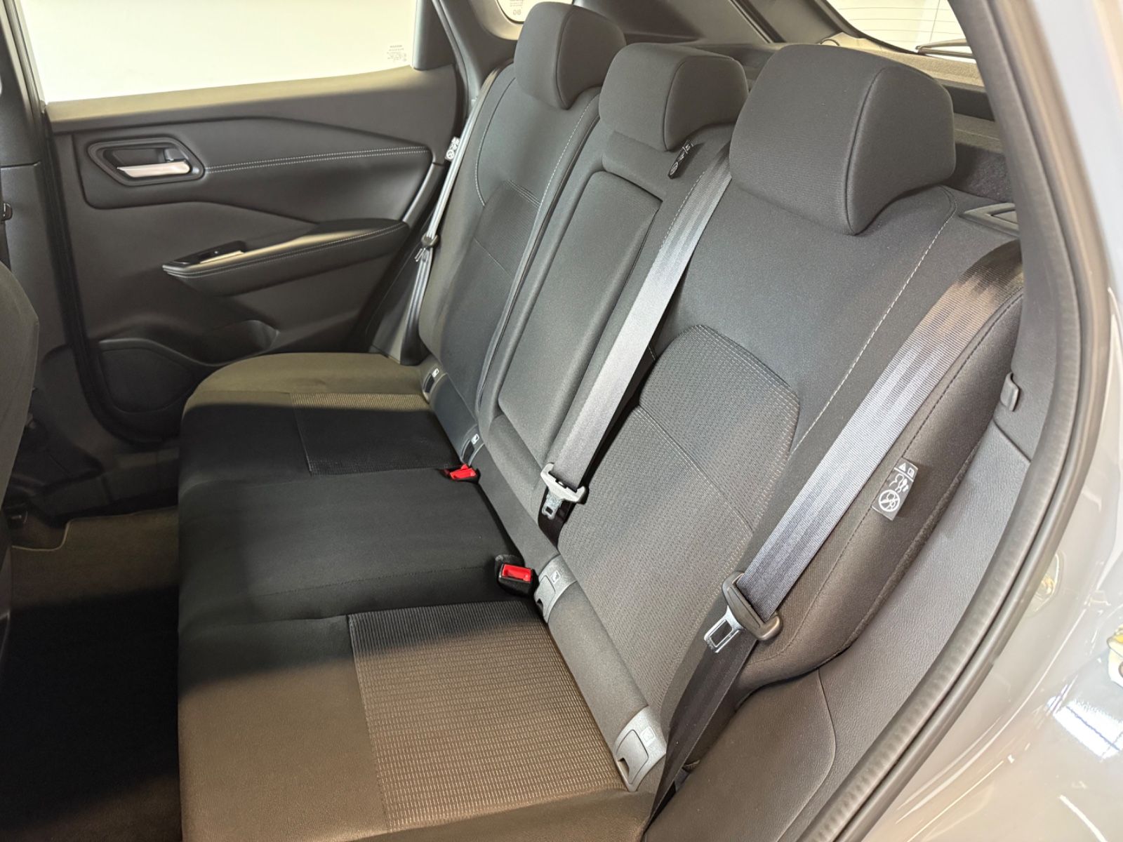 Fahrzeugabbildung Nissan Qashqai Acenta 360° Kamera Navi, Winterpaket.
