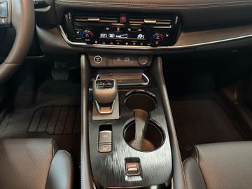 Nissan X-Trail Tekna 1.5 *Leder*Pano*360 Grad*HeadUp
