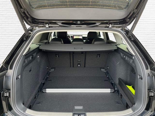 Fahrzeugabbildung Volkswagen Passat Elegance 2.0 TDI KLIMA LED NAVI ALU