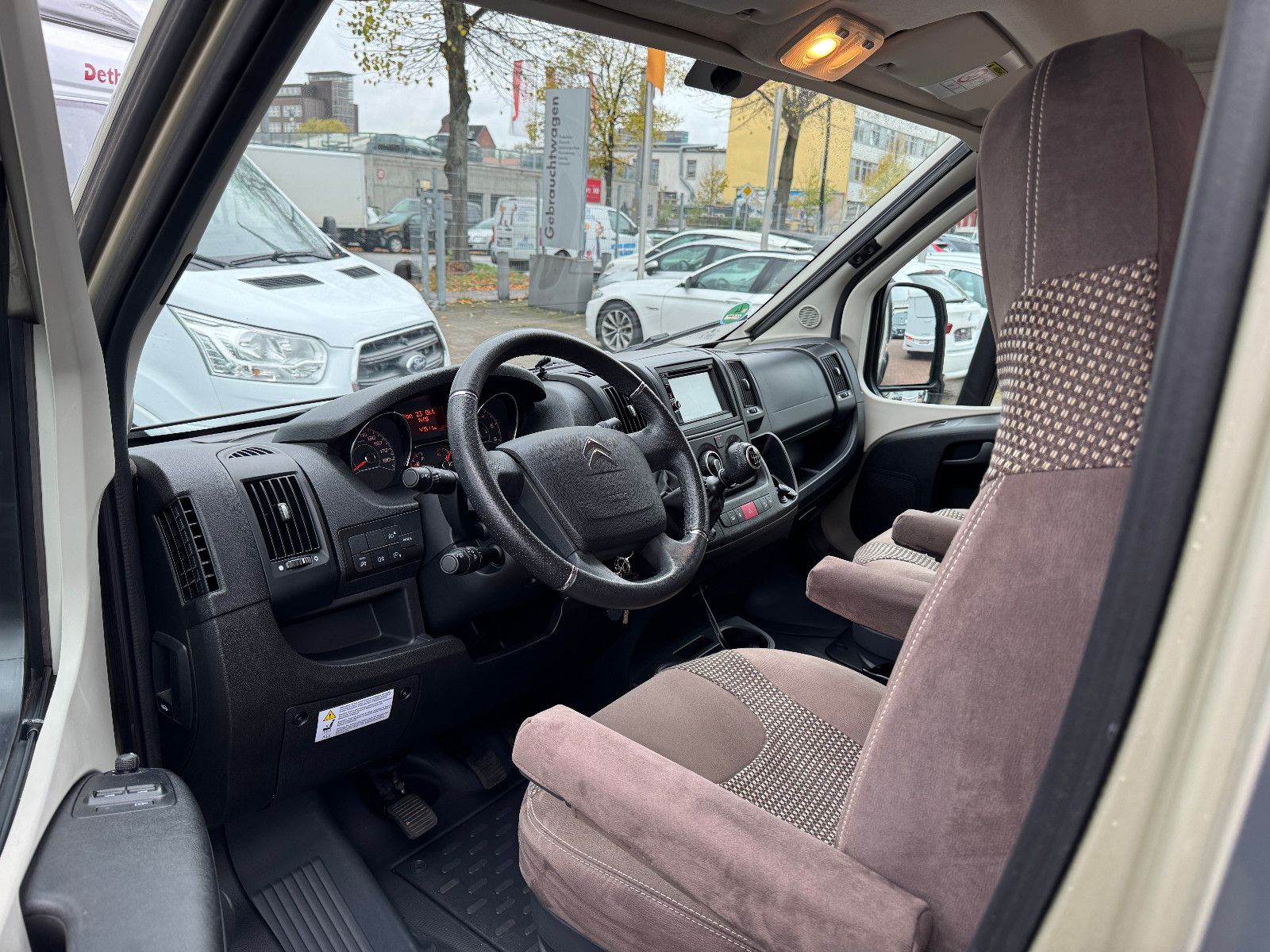 Fahrzeugabbildung Pössl Roadstar 640 DK DACHKLIMA AHK NAVI KAMERA LED 1H