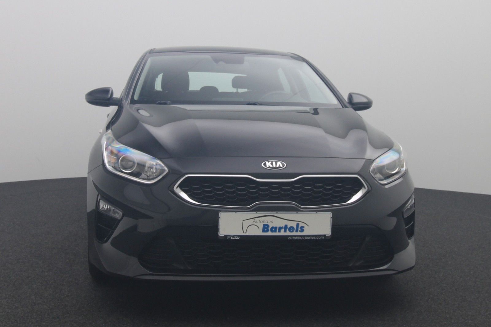 Fahrzeugabbildung Kia Ceed 1.4 TEMPO SHZ LDA