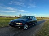BMW Bmw E39 520i *Klima*147tsd km*Schiebedach*SHZ - gebrauchte BMW 520 aus dem Jahr 1999