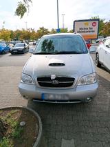 Kia Carnival - Kia Carnival aus 2006 mit Diesel-Antrieb