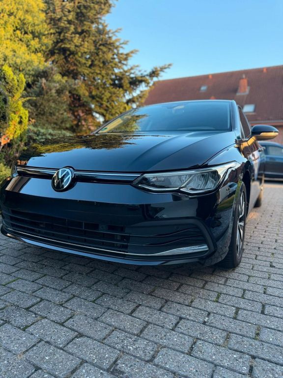 Image of Volkswagen Golf