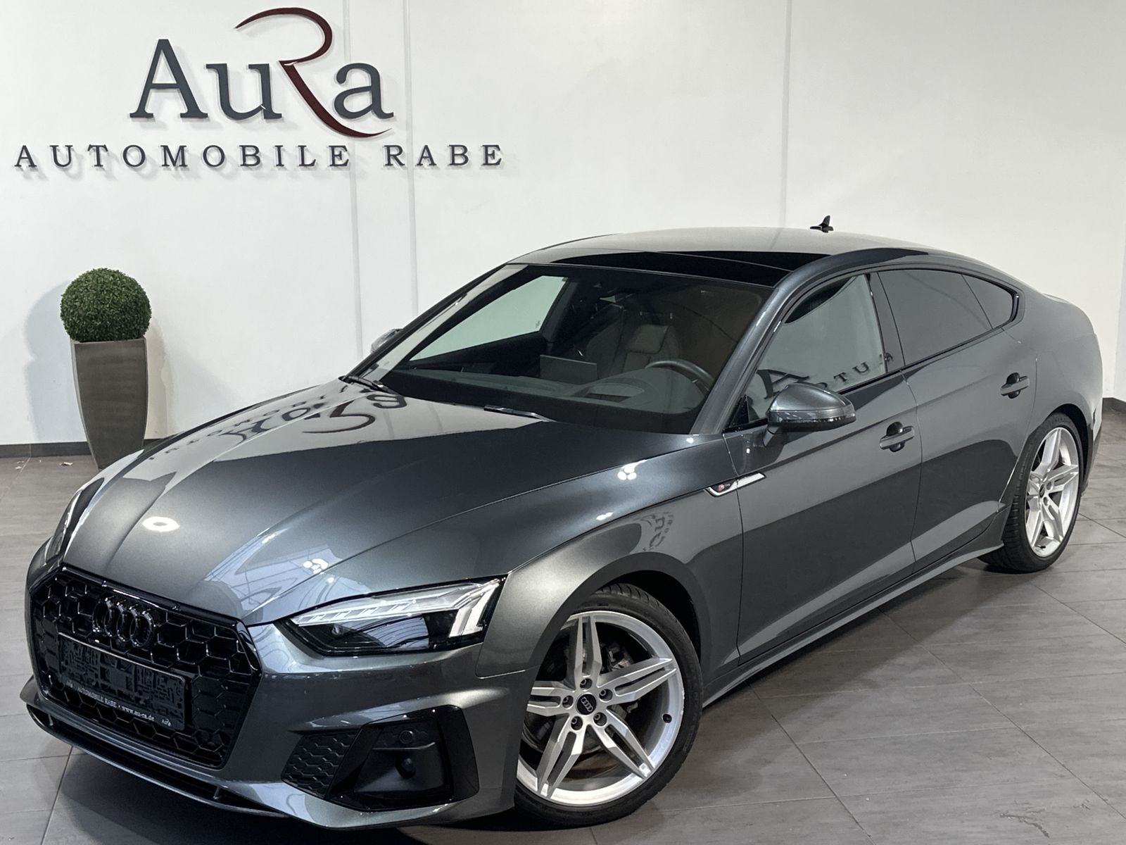 Fahrzeugabbildung Audi A5 SpB 35 TFSI S-Line NAV+MATRIX+PANO+HUD+B&O+SH