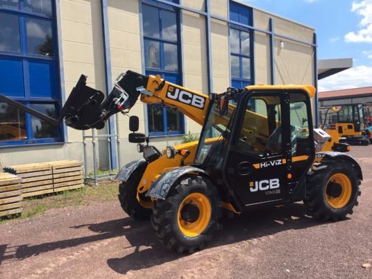 JCB 525-60