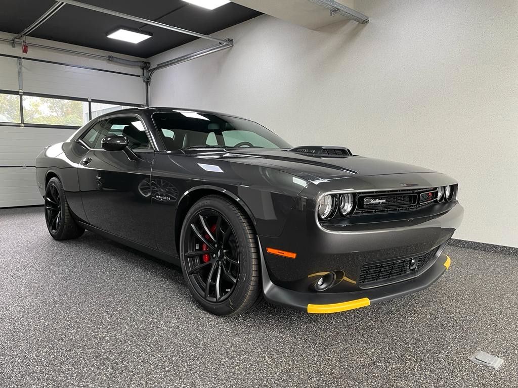 Dodge CHALLENGER R/T-SHAKER 5.7L-V8 SOFORT!!!