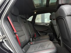 PORSCHE Macan GTS / 360°KAMERA / BOSE / PANORAMA PORSCHE Macan GTS / 360°KAMERA / BOSE / PANORAMA