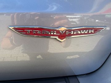 Jeep Grand Cherokee - 6