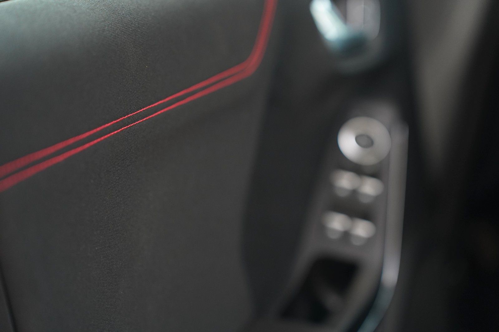 Fahrzeugabbildung Ford Puma ST-Line