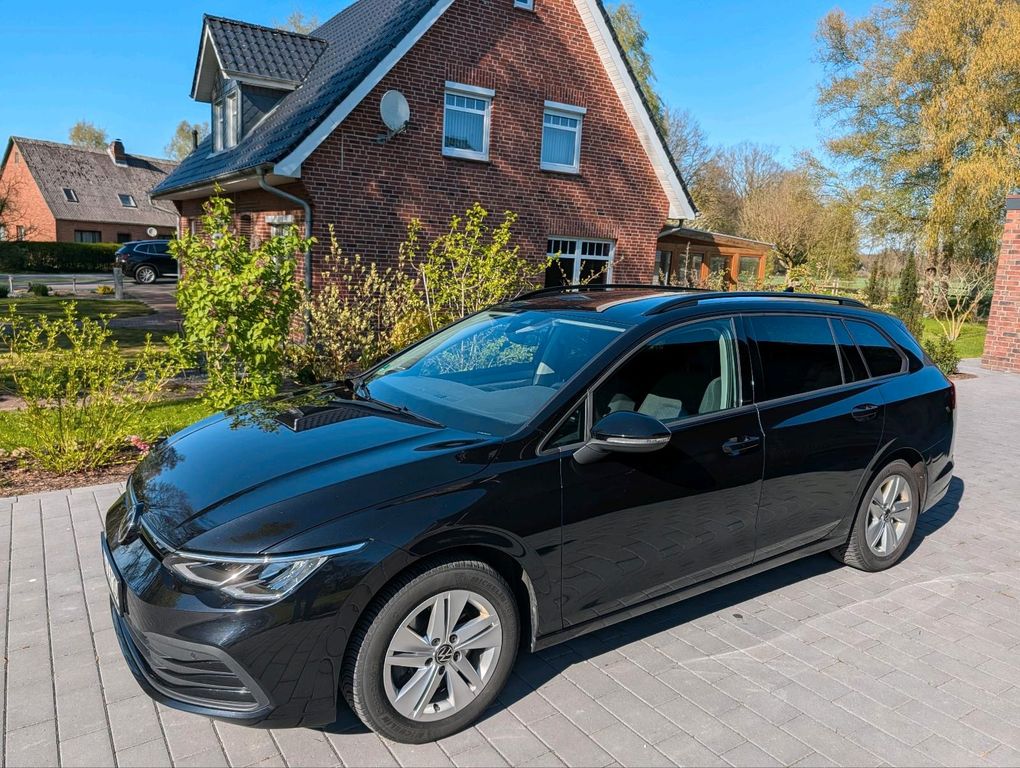 Image of Volkswagen Golf