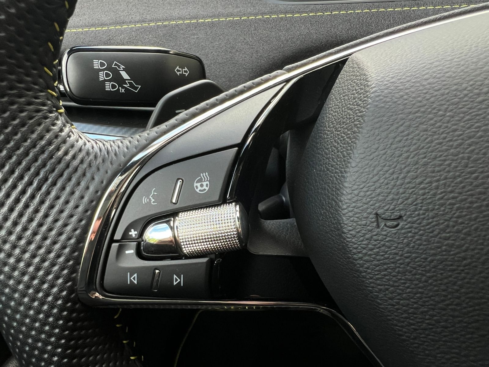 Fahrzeugabbildung SKODA Enyaq iV Coupé RS Lounge *Vorb. AHK,Panorama,LED