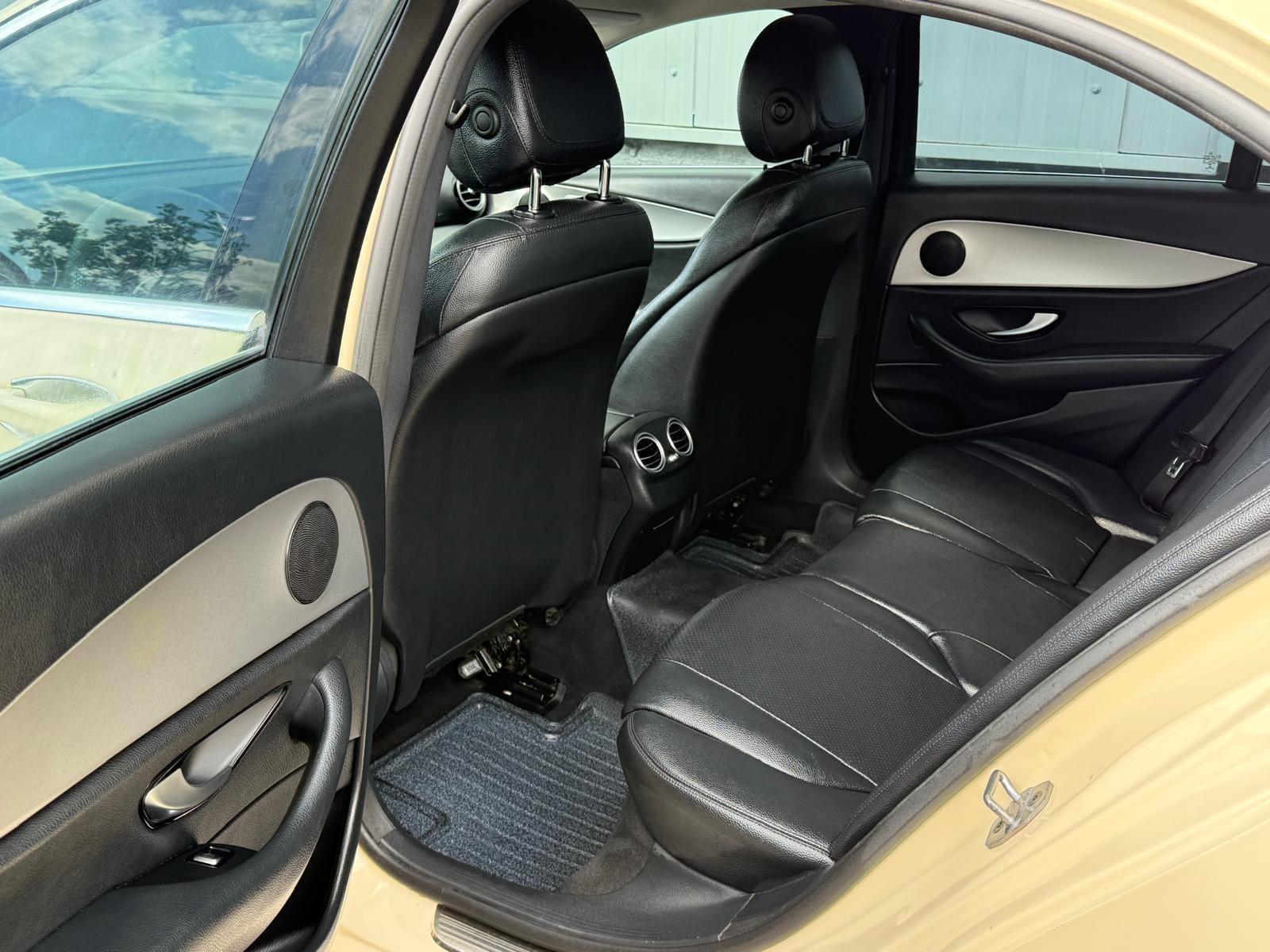Mercedes-Benz E 220 d Autom.