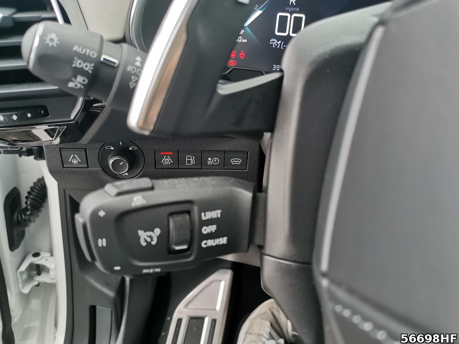 Fahrzeugabbildung DS Automobiles DS7 Crossback Hybrid 4x4, Rivoli