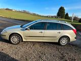 Renault Laguna Privilege 3.0 V6 24V Automatik Grandt... - Renault Laguna: 24v