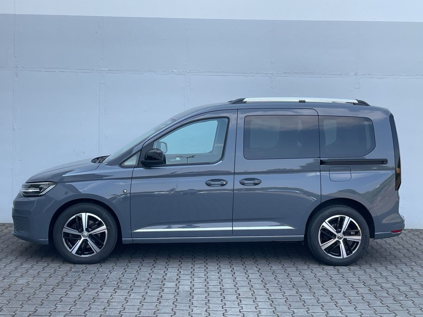 Caddy 1.5 TSI DSG Style Kamera/ACC/LED/Navi/App-