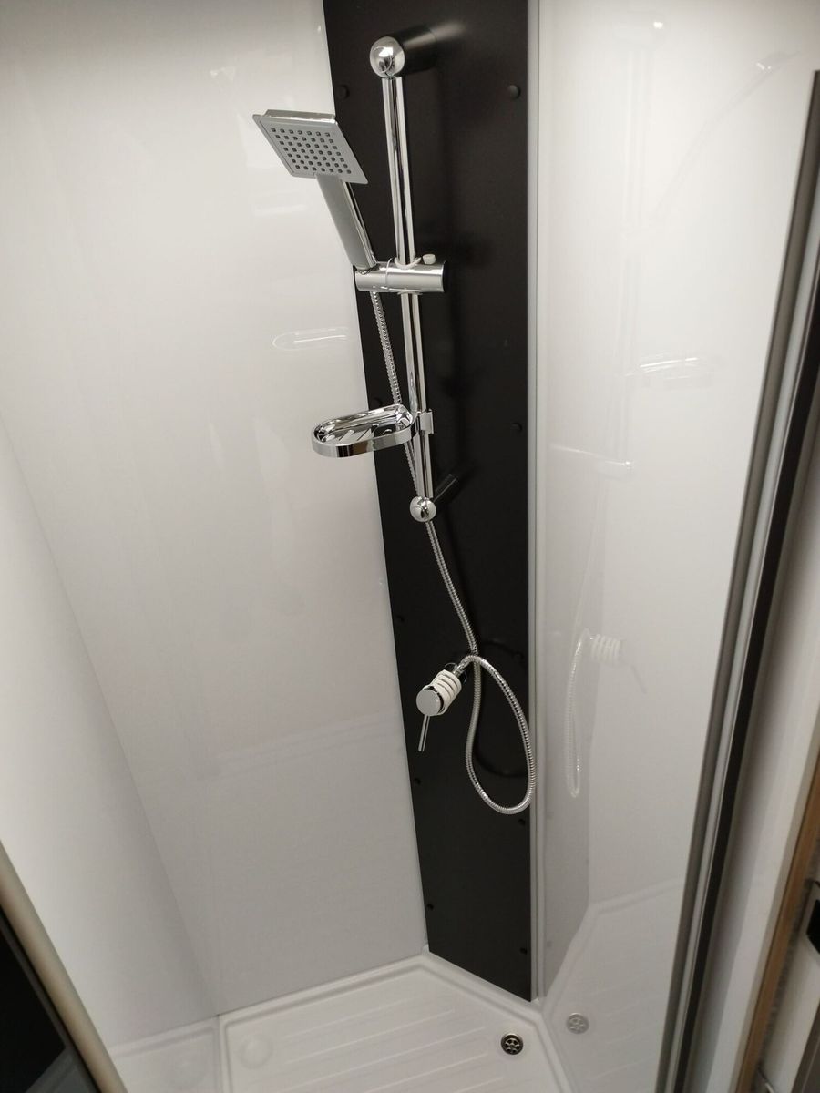 Fahrzeugabbildung Chausson Teilintegriert Titanium Line 640 mit AHK
