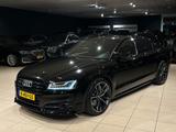 Audi S8 4.0 TFSI Quattro PLUS/605PS/1HAND/KERAMIK/TOP - Audi: 60