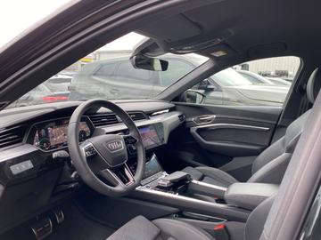 2024 AUDI Q8 E-TRON — миниатюра 12