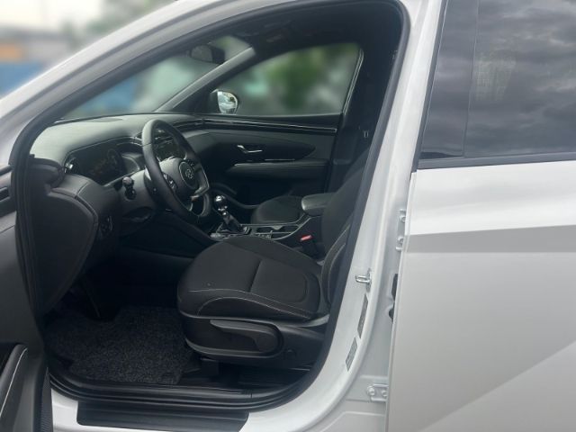 Fahrzeugabbildung Hyundai Tucson Advantage 2WD Navi Digitales Cockpit Soun