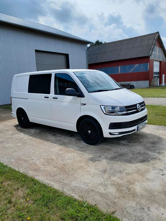 Image of Volkswagen T6 Transporter