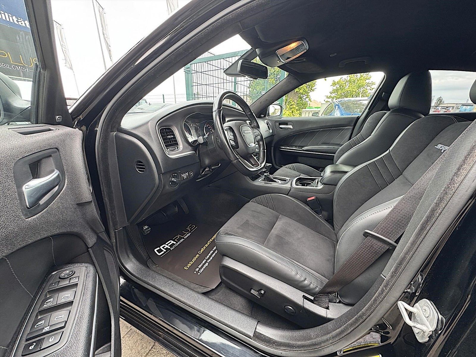 Fahrzeugabbildung Dodge Charger 6.4 SRT Black Edition WIDE BODY Perform.