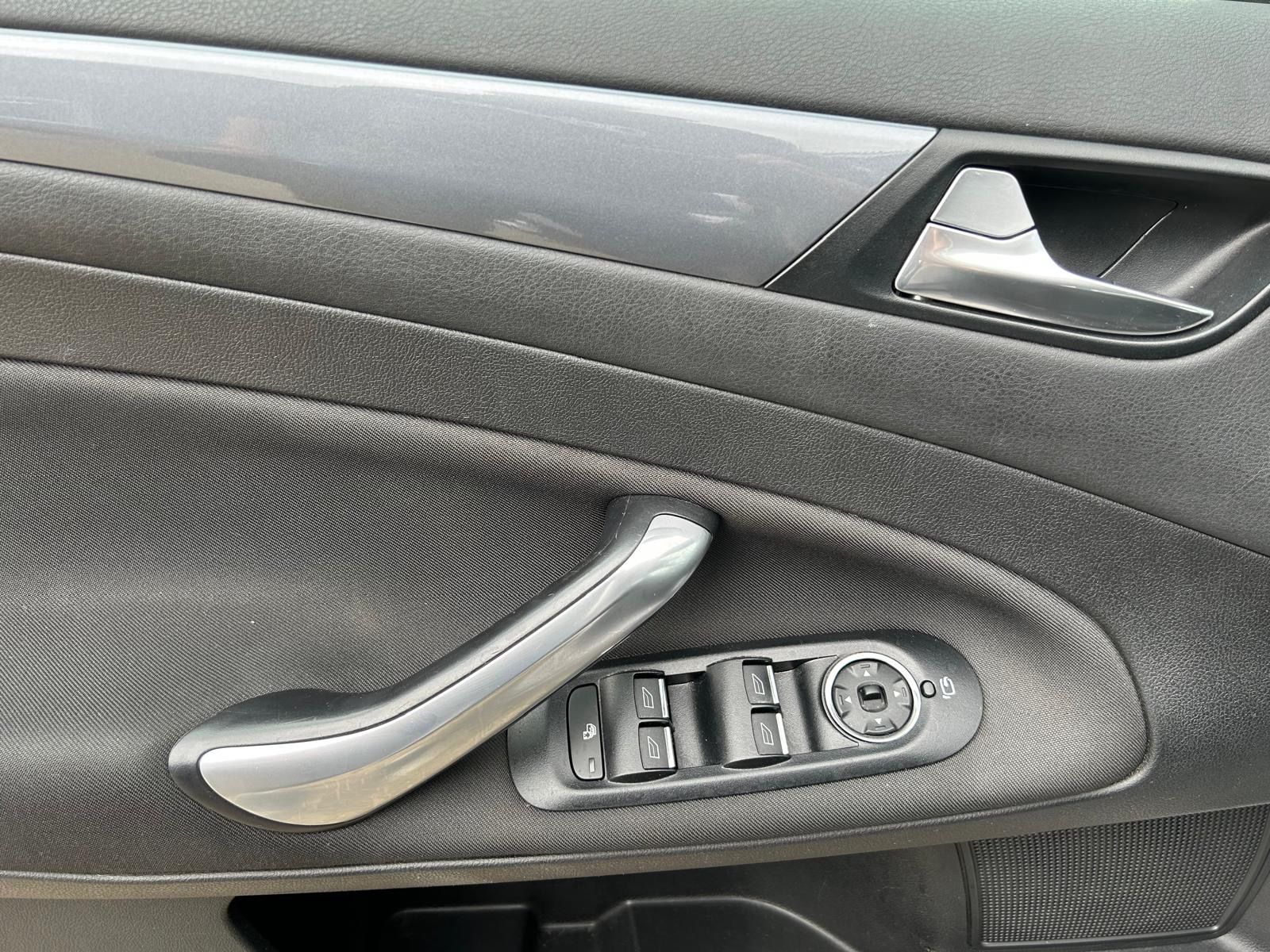 Fahrzeugabbildung Ford Mondeo Turnier°AHK°Tüv NEU°