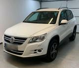 Volkswagen auto  tiguan - Volkswagen Tiguan mit Benzin-Antrieb: Limousine