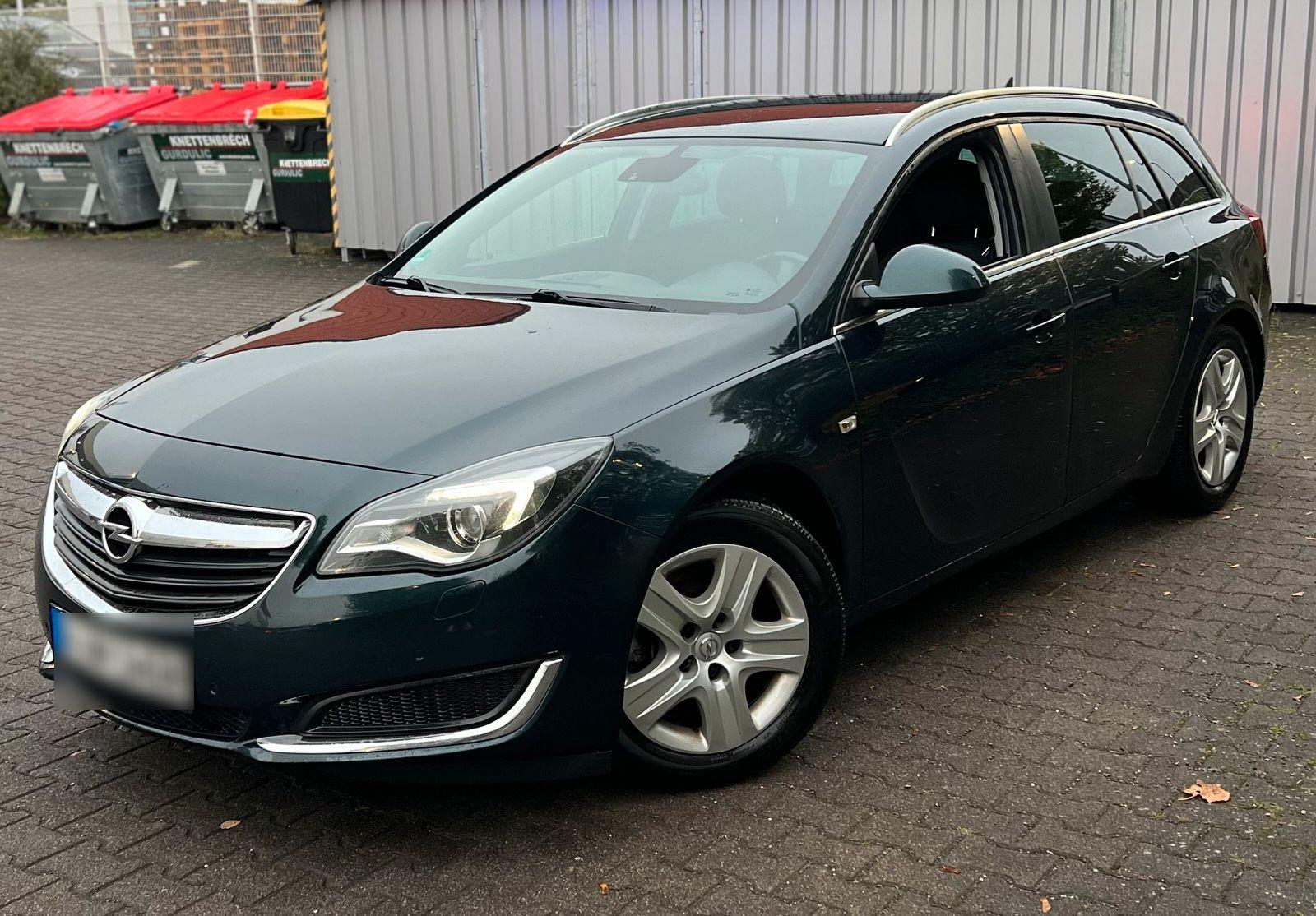 Opel Insignia 2015 — салон