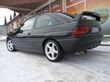 Ford Escort 1.8 16V 3dr - schwarze Ford Escort