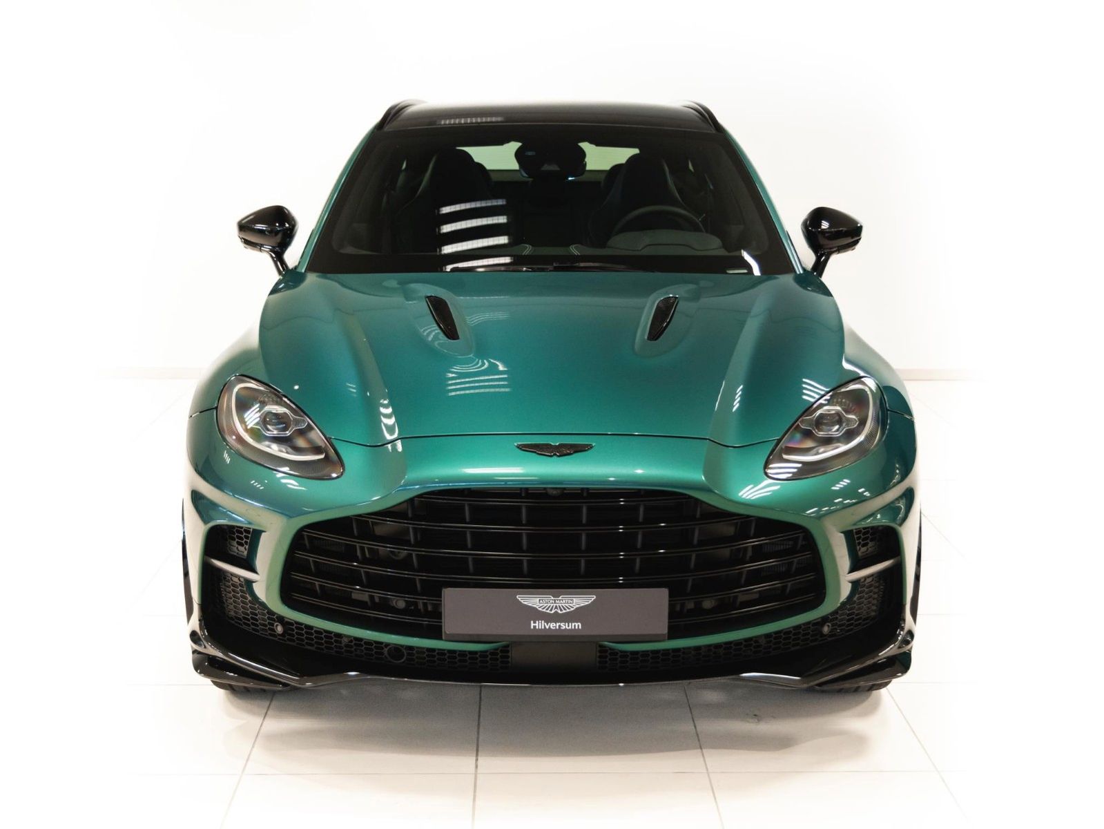 Aston Martin DBX707| 1st Owner AM Racing Green Full Options | imagem 2