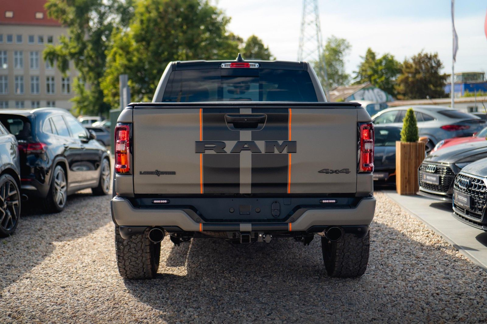 Fahrzeugabbildung Dodge RAM 3.0 MY 25 TWIN TURBO Offroad RAPTOR ACC 19%