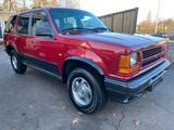 Ford Explorer 4.0 V6 - Liebhaberfahrzeug - rote Ford Explorer