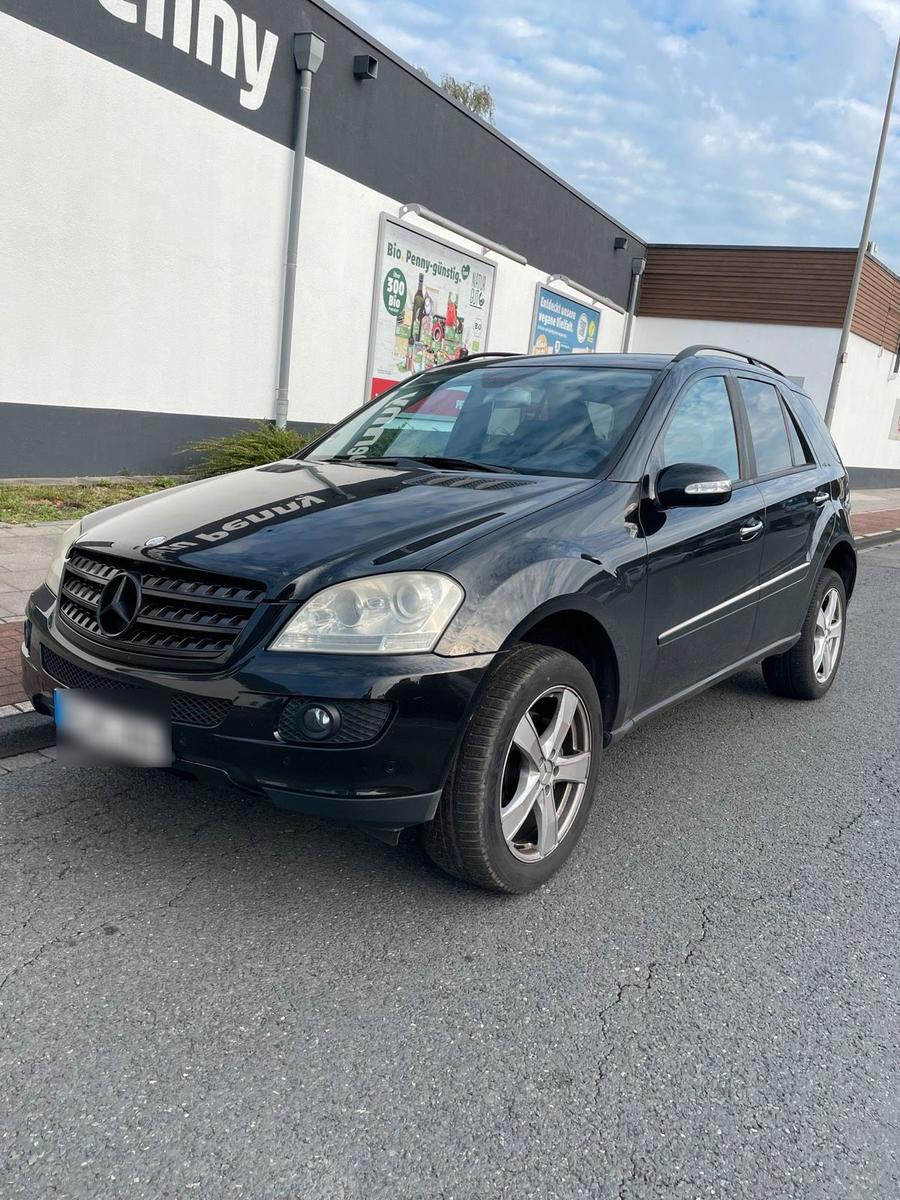 Mercedes-Benz ML280, 2005