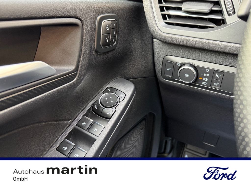 Fahrzeugabbildung Ford Kuga 2.5 Duratec ST-Line X ACC 360° HUD B&O LED