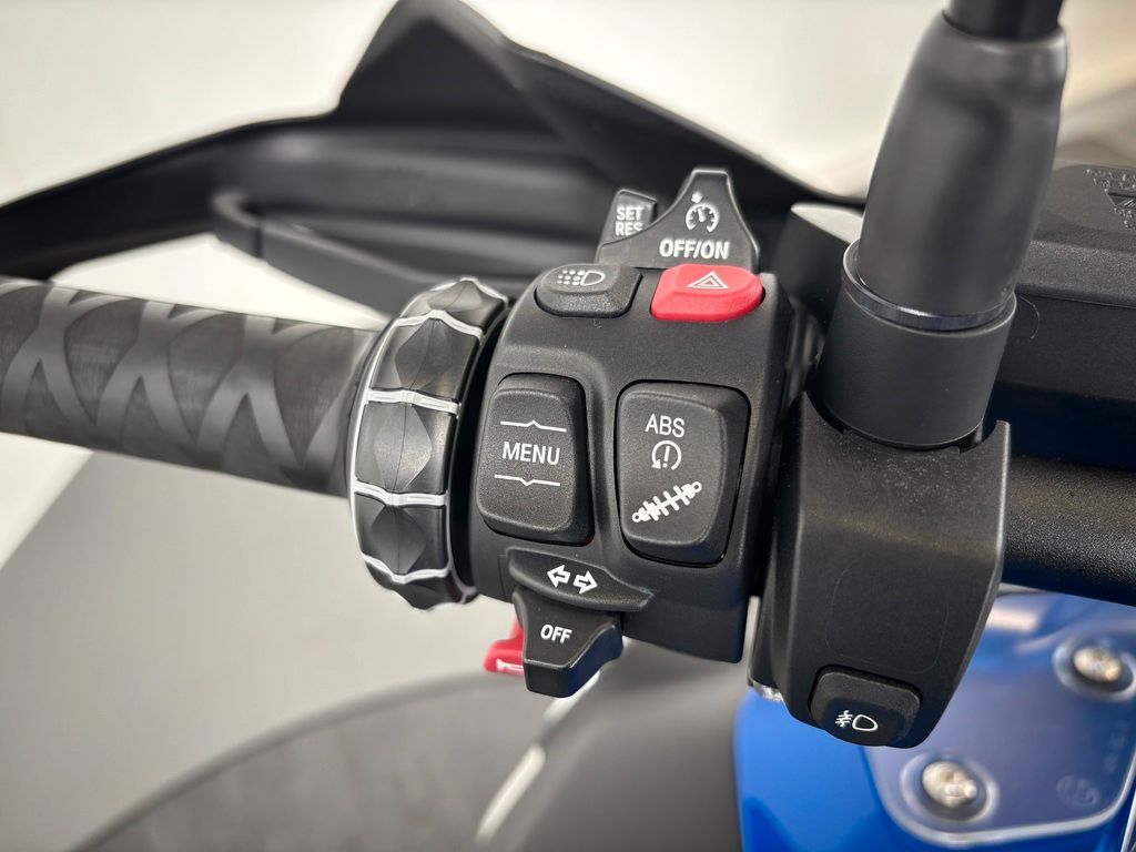 Fahrzeugabbildung BMW R 1250 GS ADVENTURE *KOFFER *TOP-AUSSTATTUNG