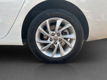 Fotografie 15 des Opel Astra ST Innov. 1.6T Intellilux Kamera NAVI M+S