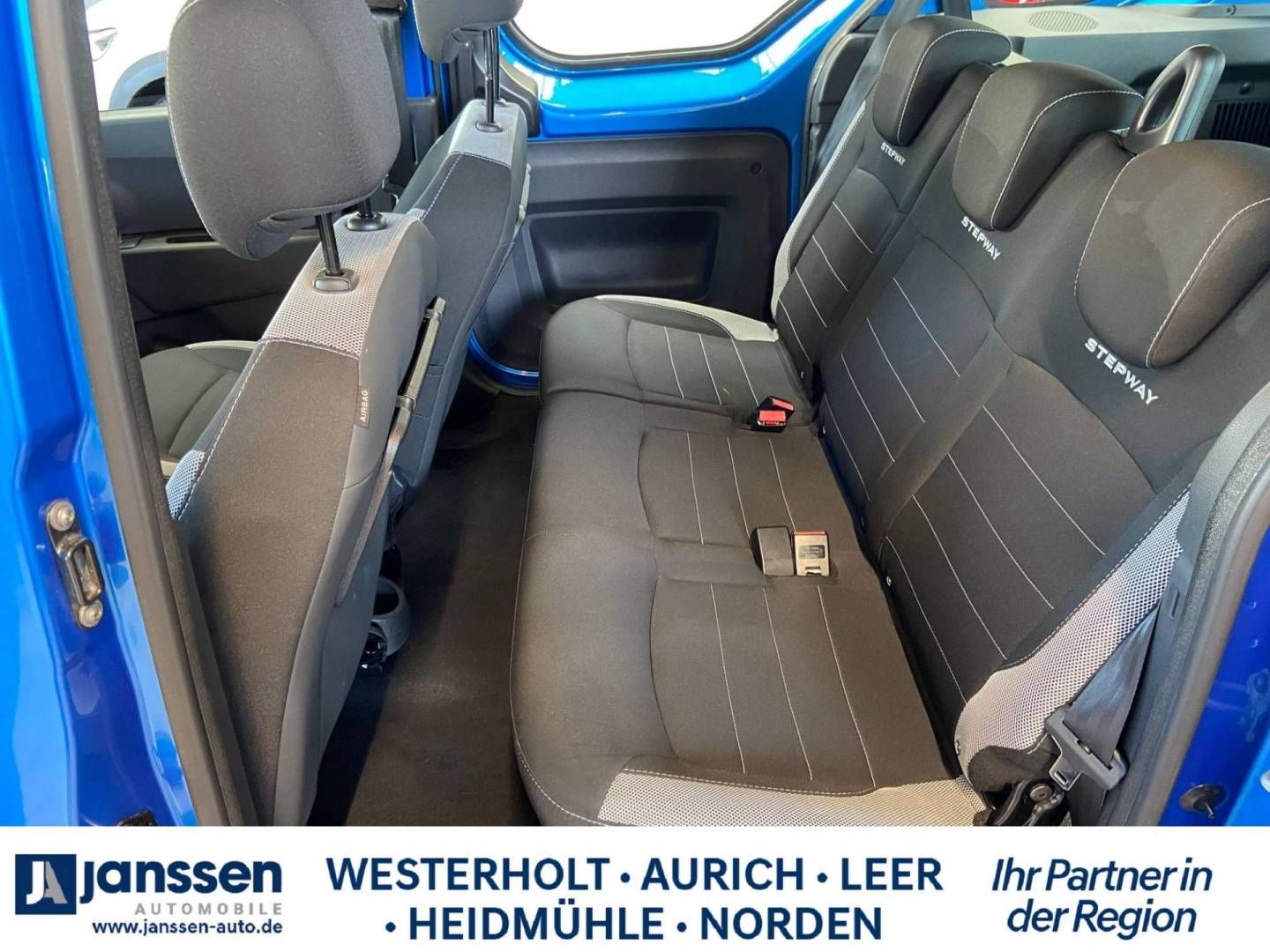 Fahrzeugabbildung Dacia DOKKER Stepway SCe 100