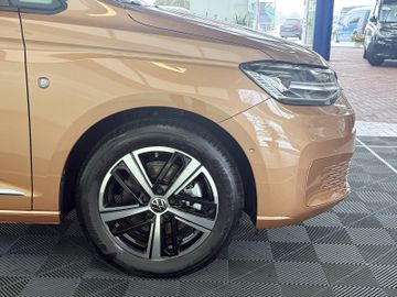 Volkswagen Caddy Maxi eHYBRID DSG STYLE LED ACC KAM 7SITZ