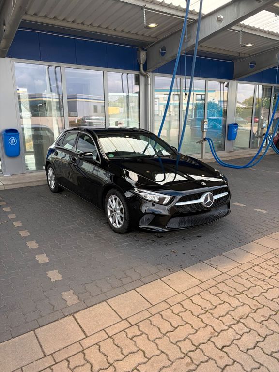Image of Mercedes-Benz A 180