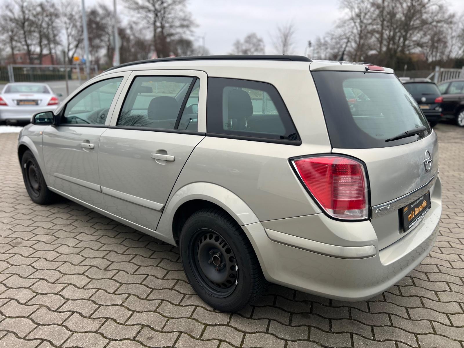 Opel Astra 2005 — photo 13