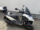 Piaggio MP3-300 HPE